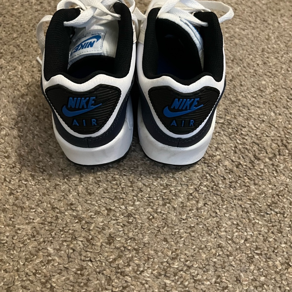 Nike Air Max 90 Leather SE - Picture 3 of 7